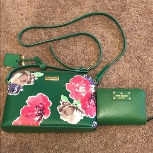 Green flower Kate Spade crossbody with wallet